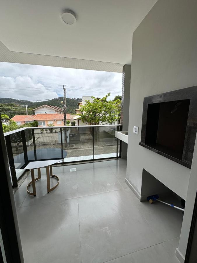 Conchas Das Caravelas Governador Celso Ramos Buitenkant foto